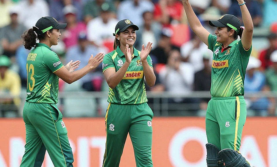 सदरलैंड: WBBL में 114.56, हंड्रेड में 141 — कप्तानी बदलाव से बड़ा सवाल फ़ॉर्मैट का है